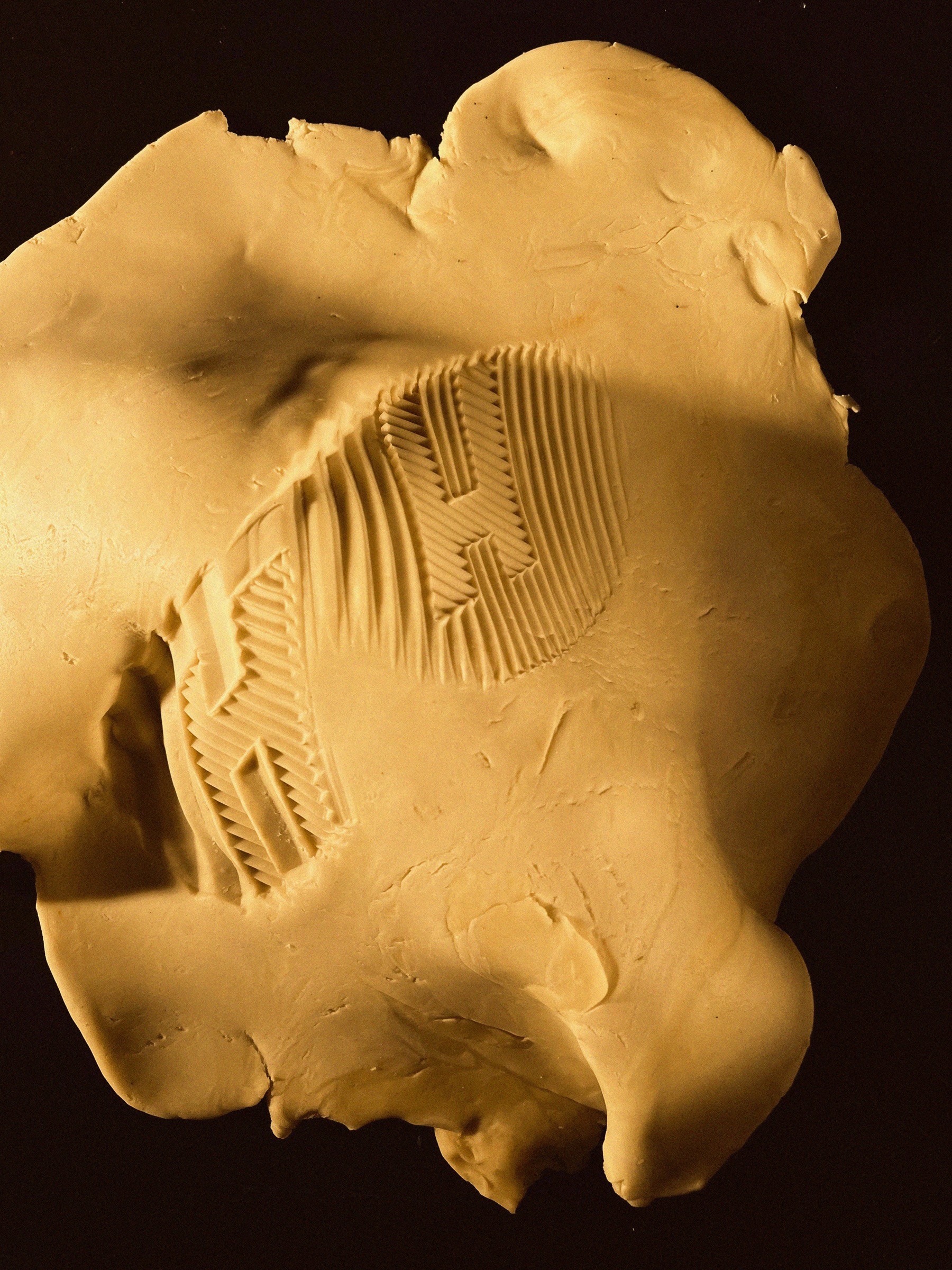 Surreal and artistic still life photography for Hermès Le Monde, with creative prop styling and set design by Paris-based set designer and prop stylist Nara Lee, founder of Nara Lee Studio and nara.world, represented by Lambert Lambert agency, photographed by Paul Kooiker