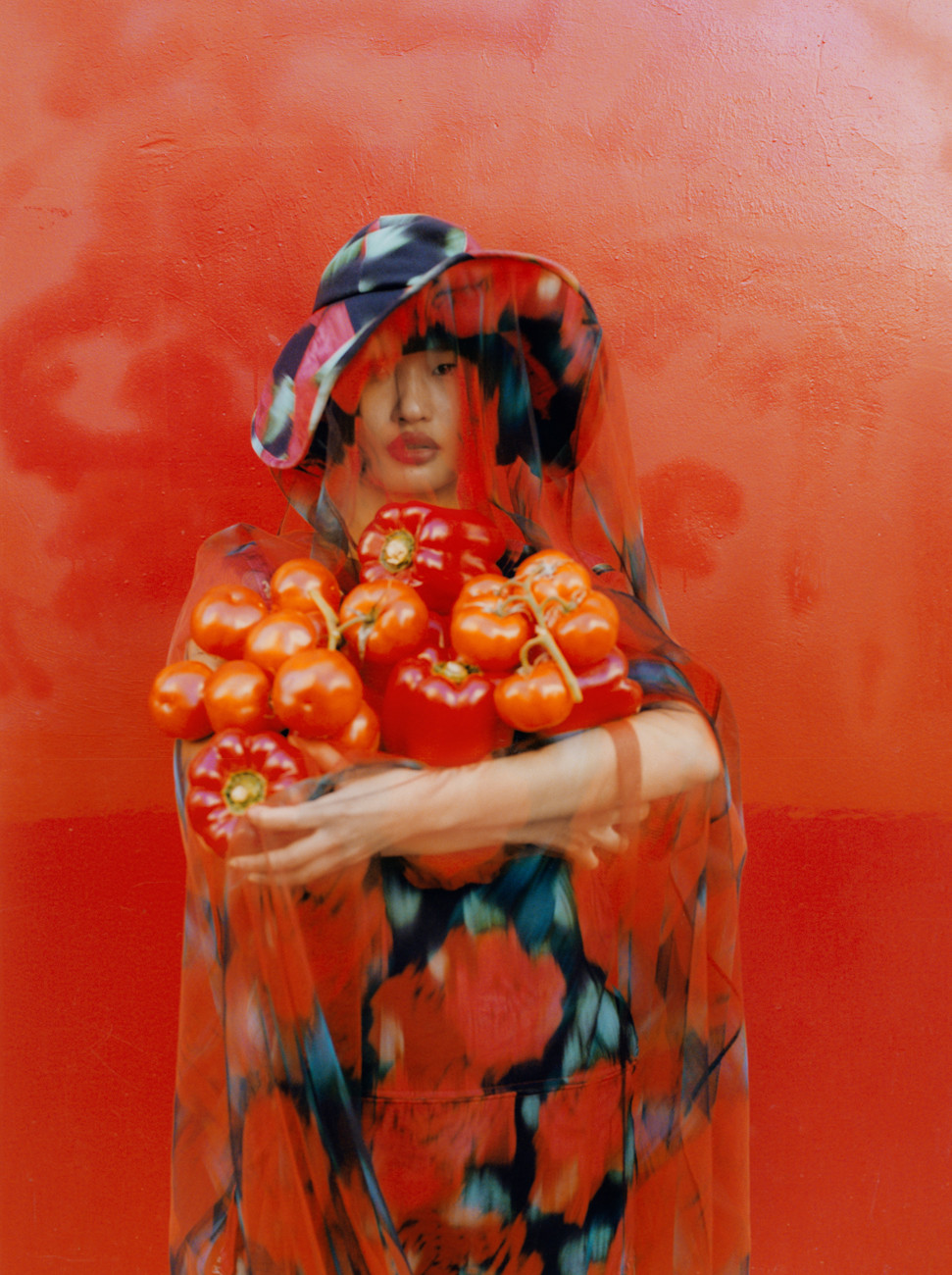 Contemporary fashion set design with graphic lines for SSAW by Paris-based set designer Nara Lee (Nara Lee Studio)