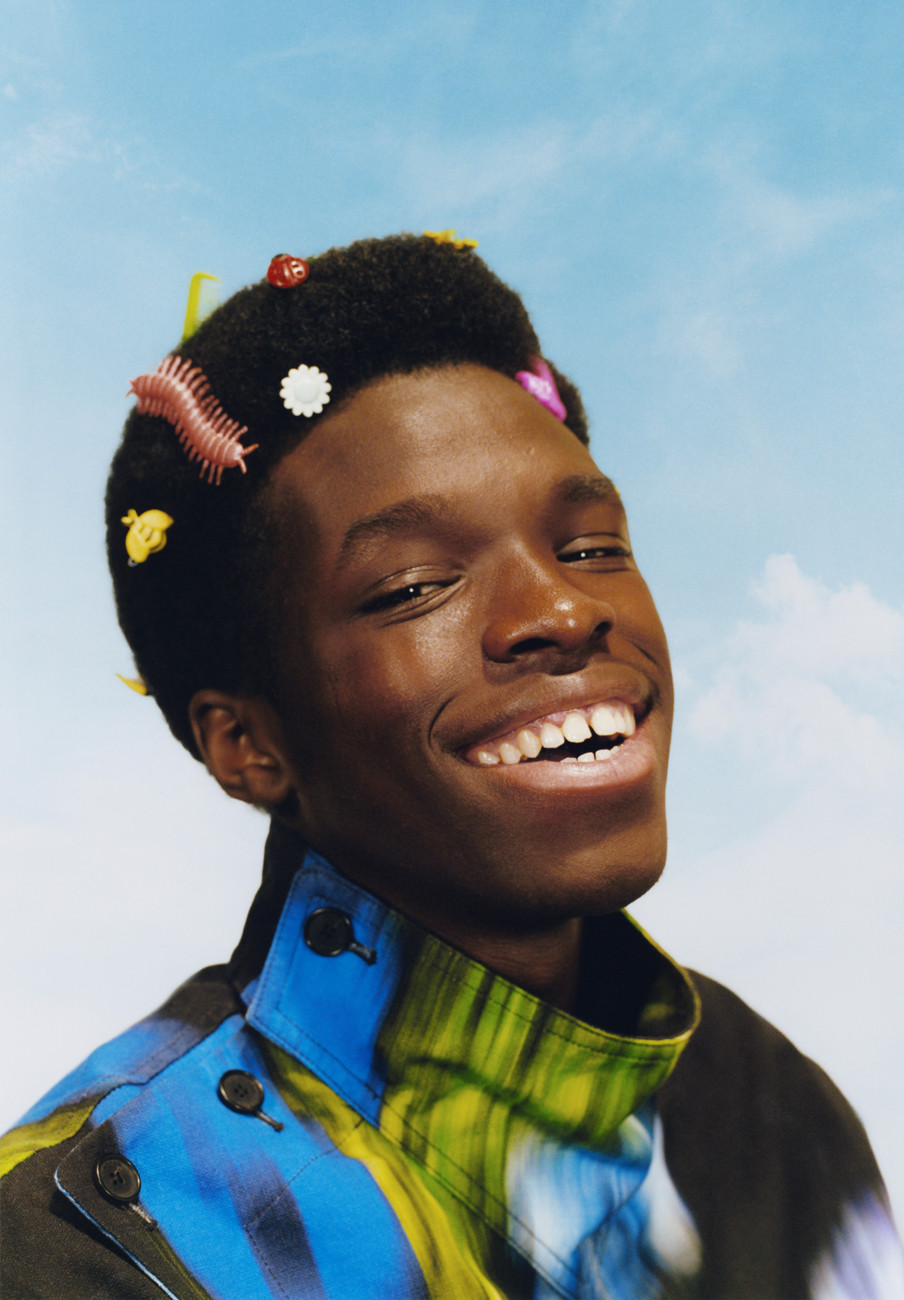 Minimal fashion editorial set design for SSAW by Paris-based set designer Nara Lee (Nara Lee Studio)