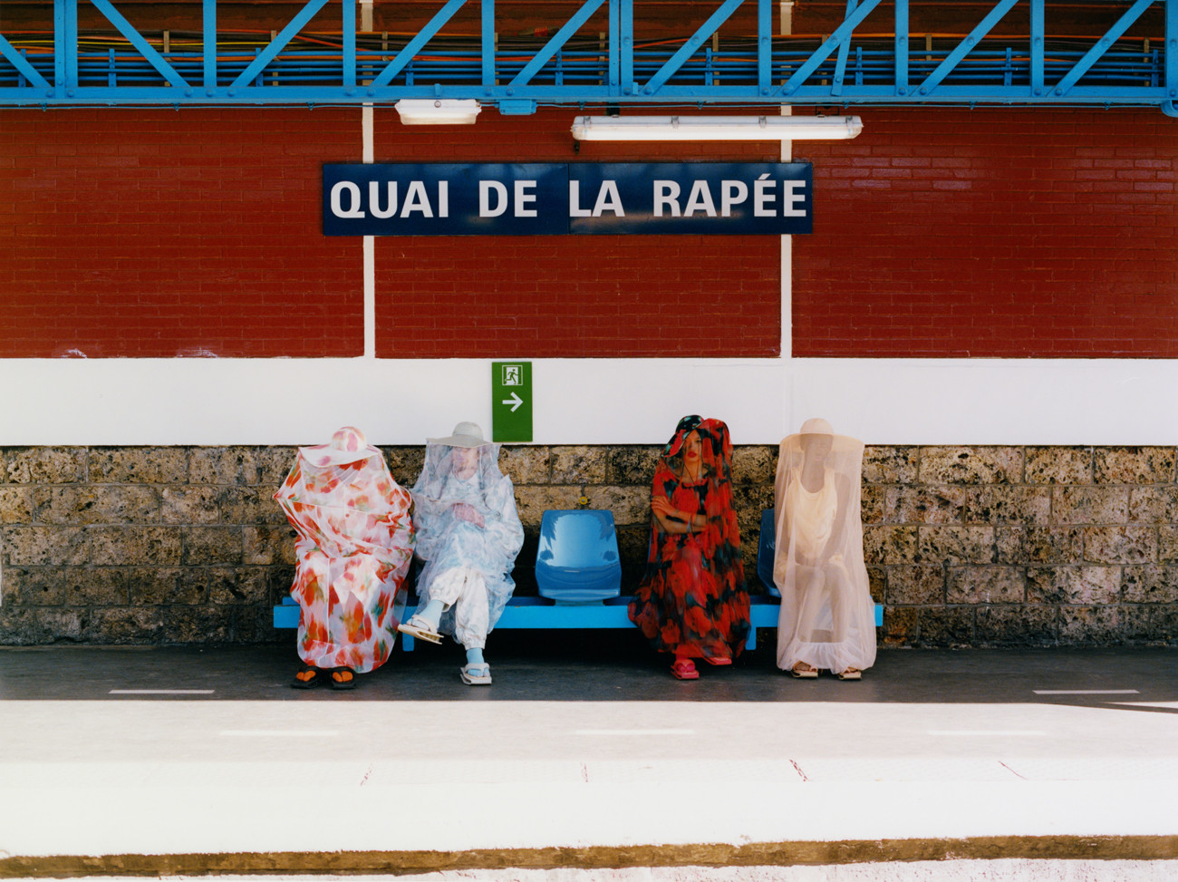 Playful fashion editorial set design in a sports-inspired setting for SSAW by Paris-based set designer Nara Lee (Nara Lee Studio)