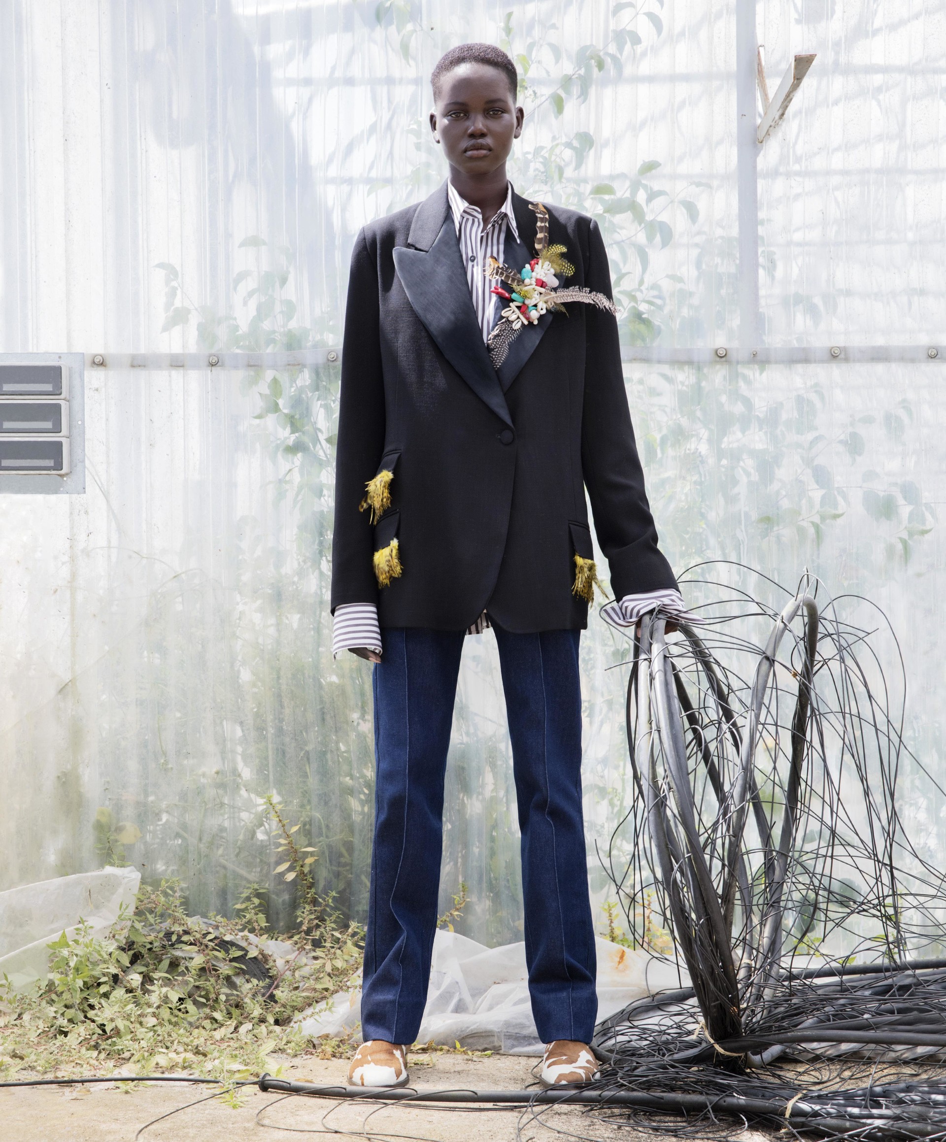 Minimal and natural set design for Vogue US editorial by Paris-based set designer Nara Lee (Nara Lee Studio)